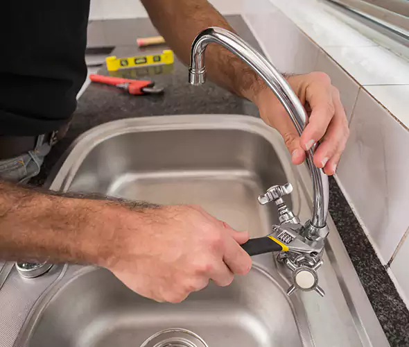 Local Experts for Faucet Repair in Thousand Oaks, CA:Schedule Affordable Faucet Repair Services with Us