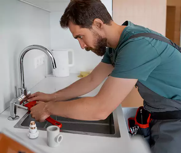 Professional Faucet Replacement Specialist in Thousand Oaks, CA: Schedule Affordable Faucet Replacement Services with Us