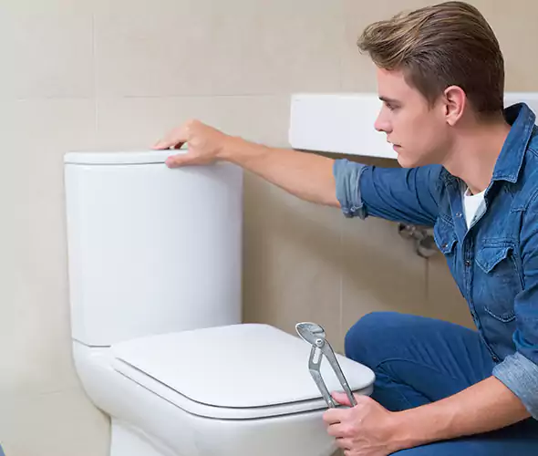 Expert Plumber for Toilet Replacement in Thousand Oaks, CA: Schedule Affordable Toilet Replacement Services with Us